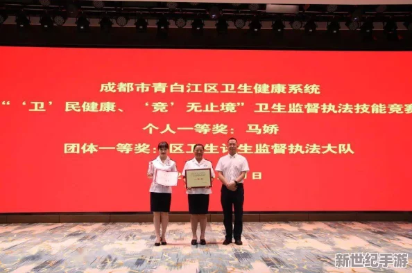 国内偷拍自拍视频泛滥成灾引发社会关注相关法律法规亟待完善